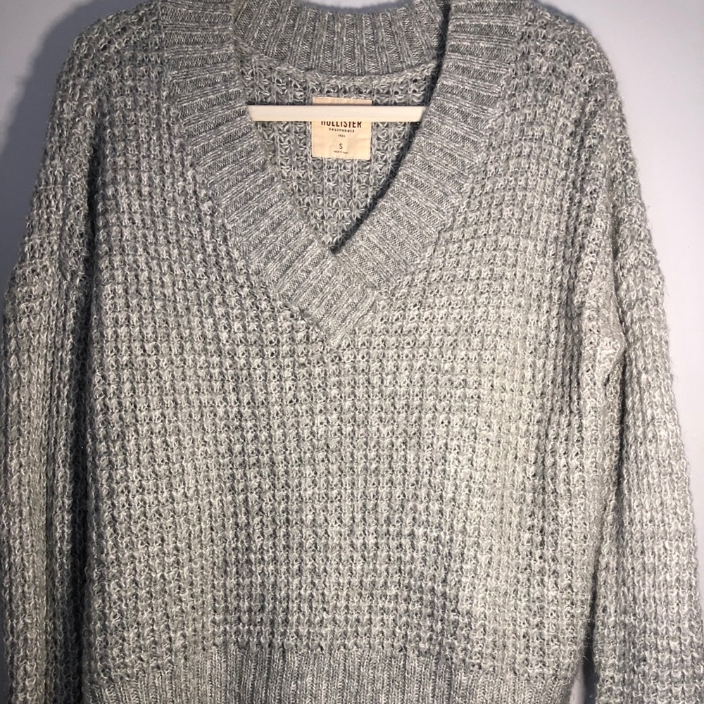 Hollister Grey Knit V-neck Sweater